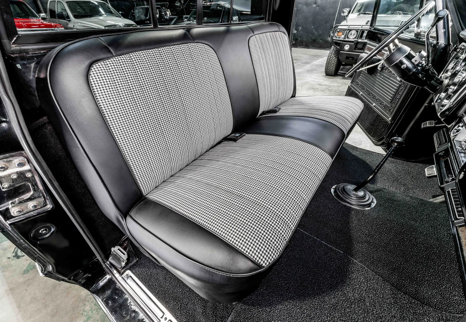 Factory Black 1970-Chevrolet-K10-Black-KE140Z129598-48.jpg
